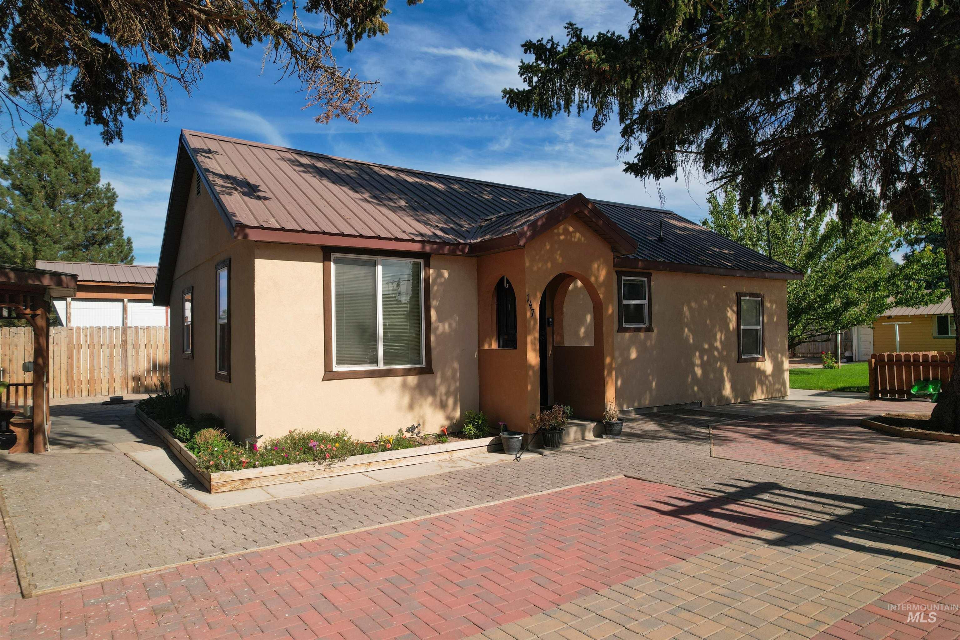 Wendell St, Wendell, ID 83355