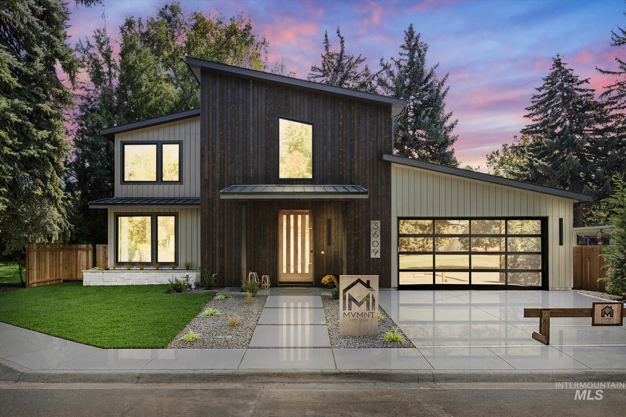 Camas St, Boise, ID 83705
