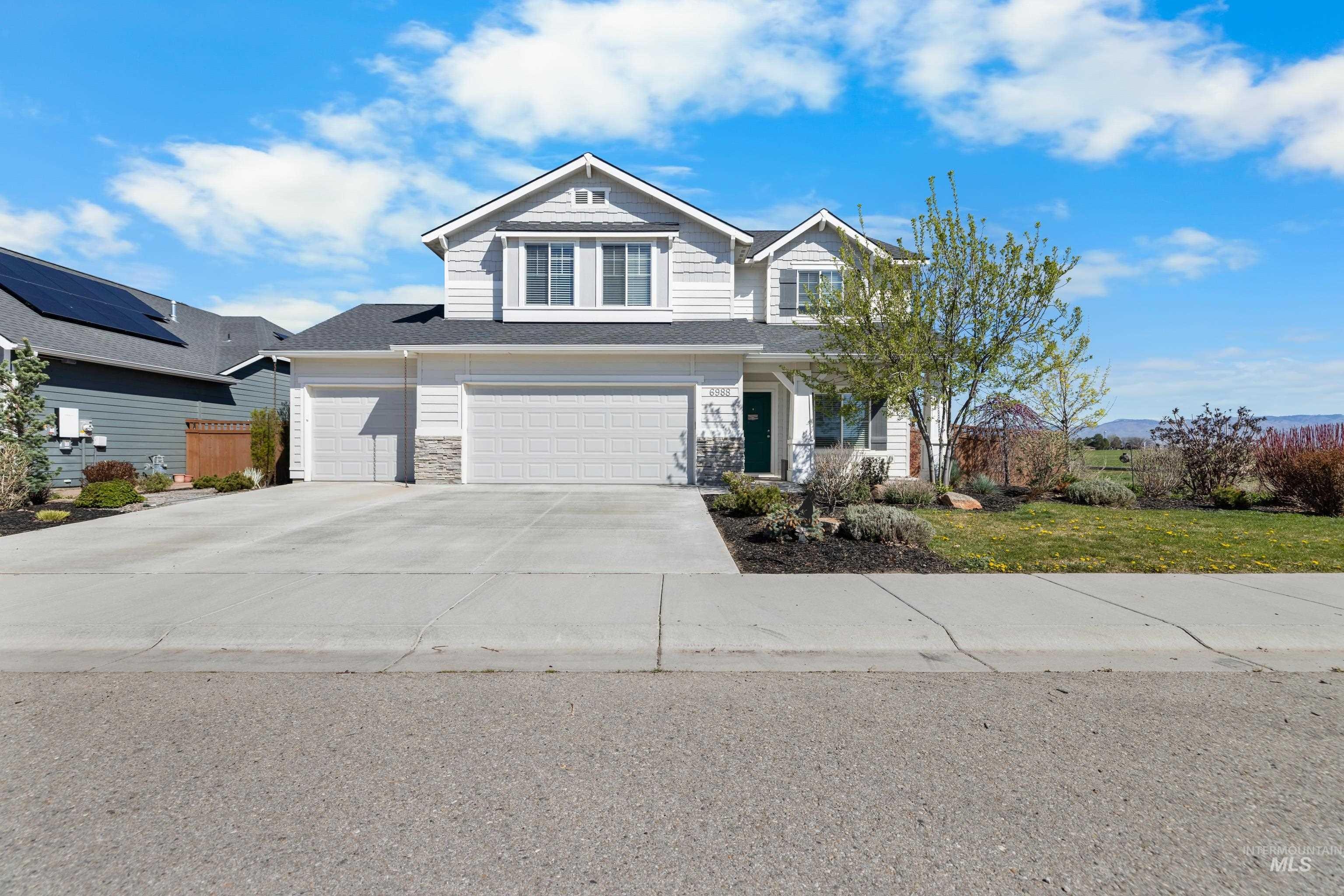 Spur St, Boise, ID 83709
