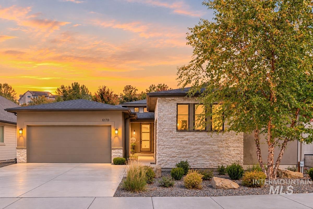 Ina Dr, Boise, ID 83703