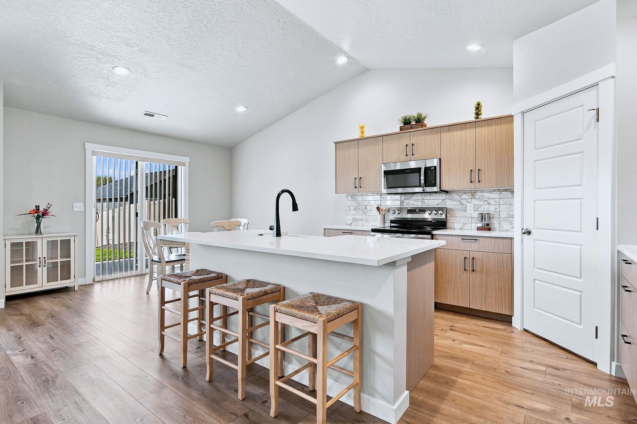 Mountain Lake Ave, Star, ID 83669 #1