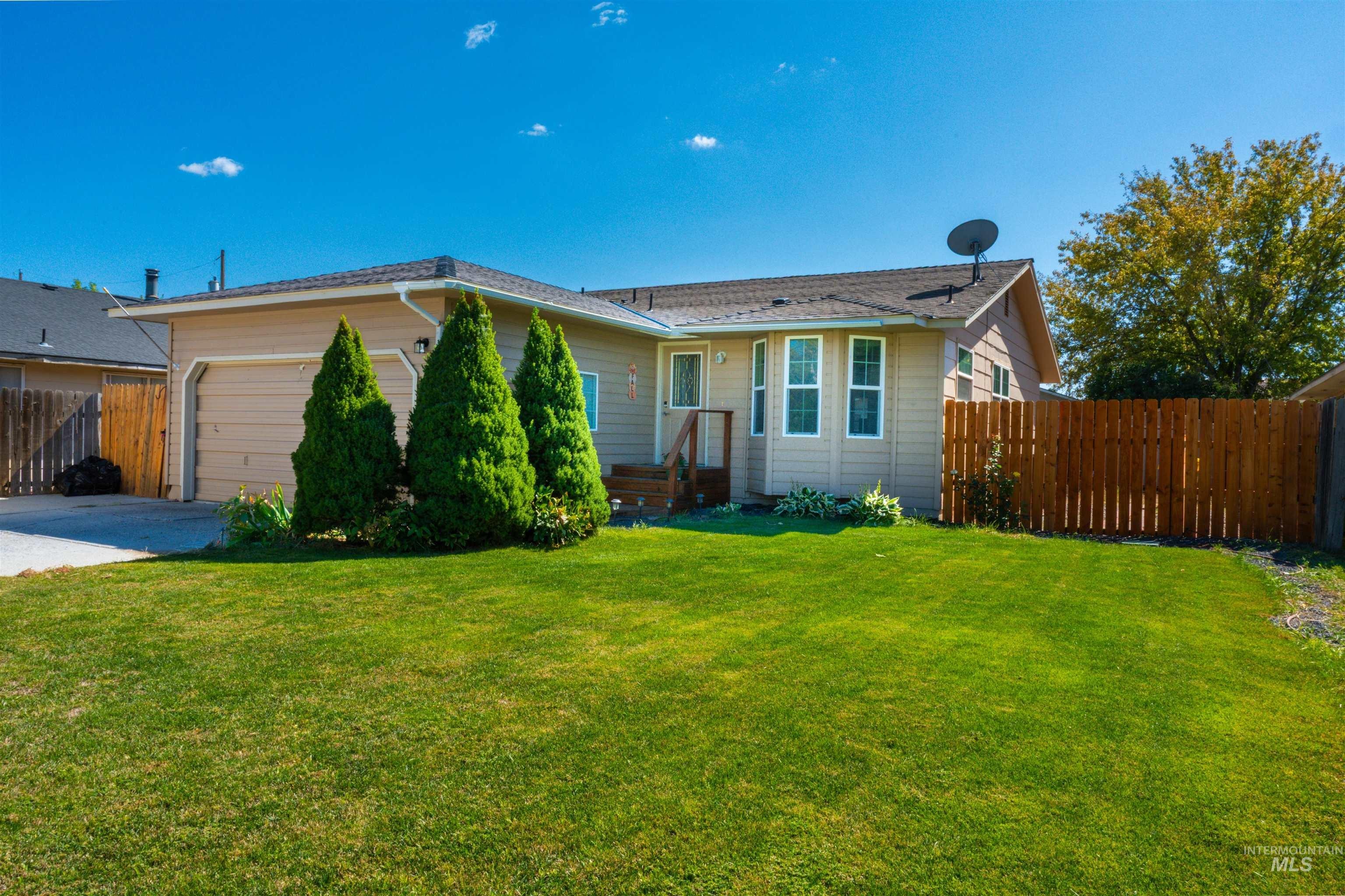 1st Pl, Ontario, OR 97914
