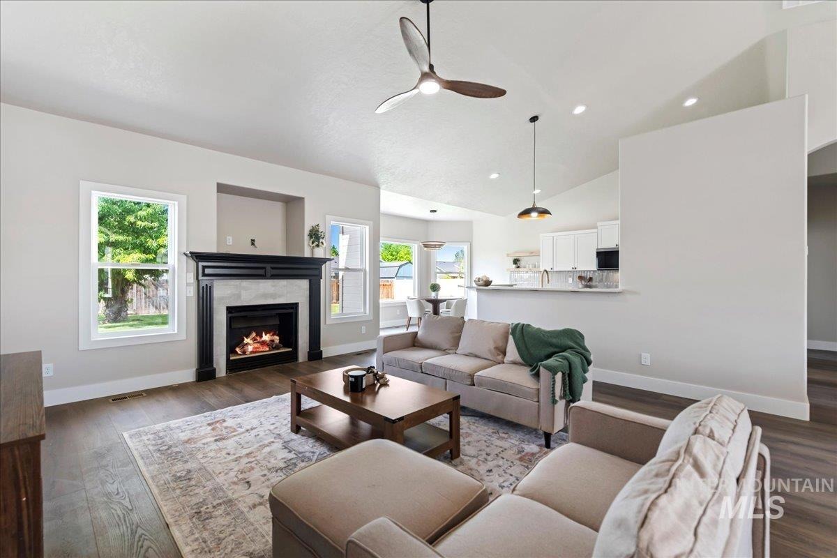 Ohio Ave, Nampa, ID 83686 #1