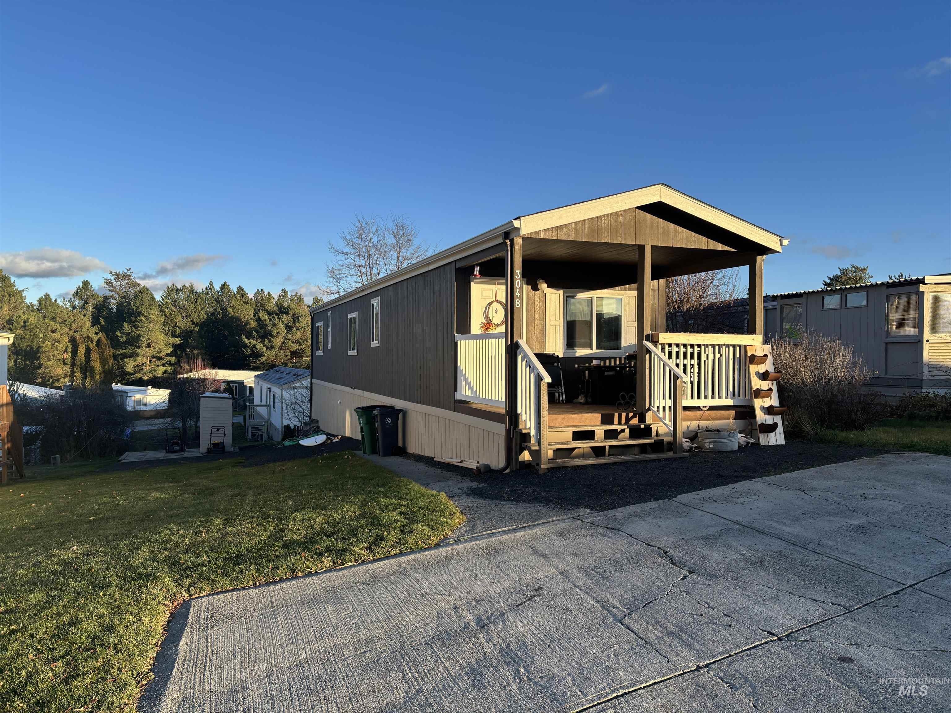 Almon St, Moscow, ID 83843
