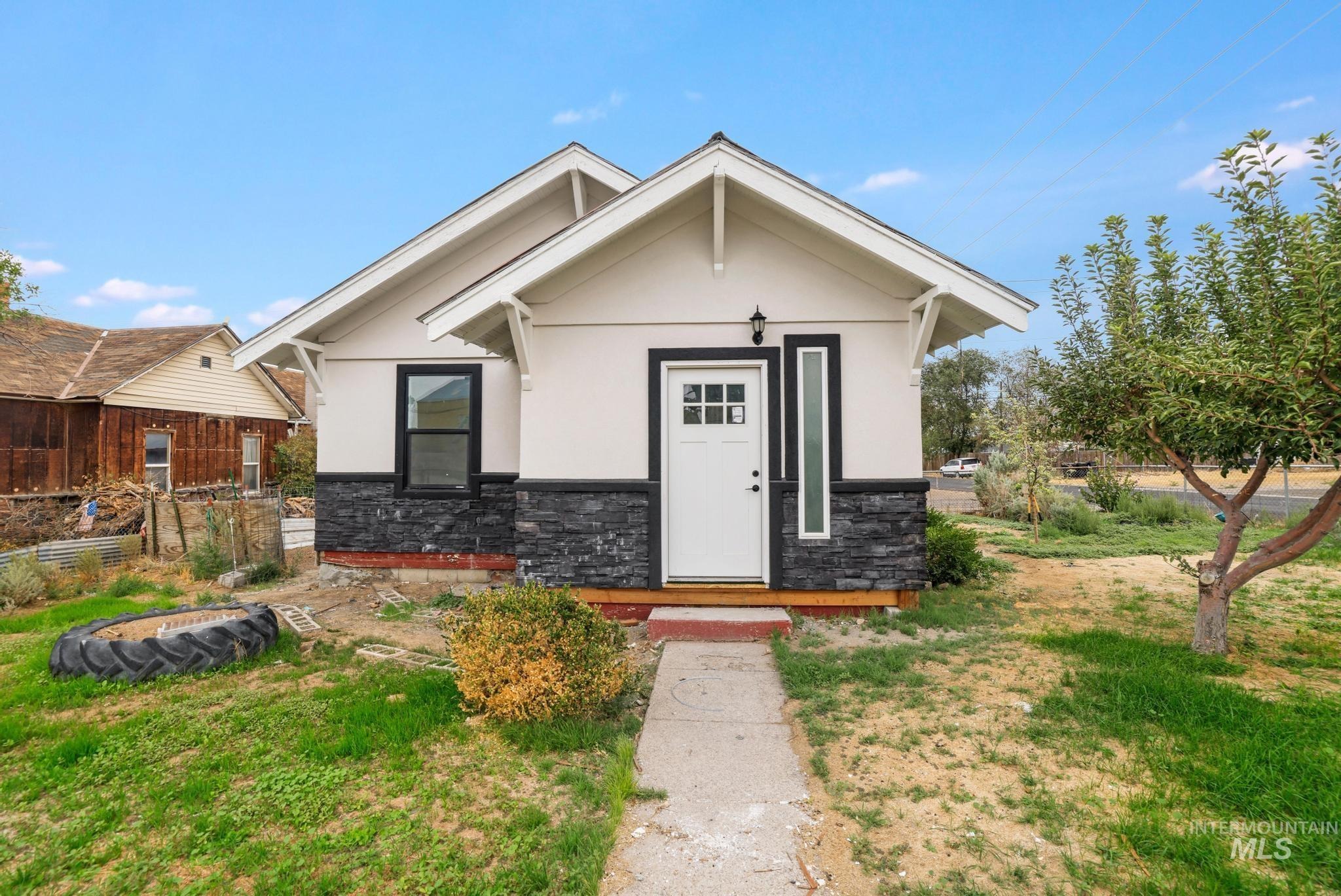 8th Ave, Buhl, ID 83316