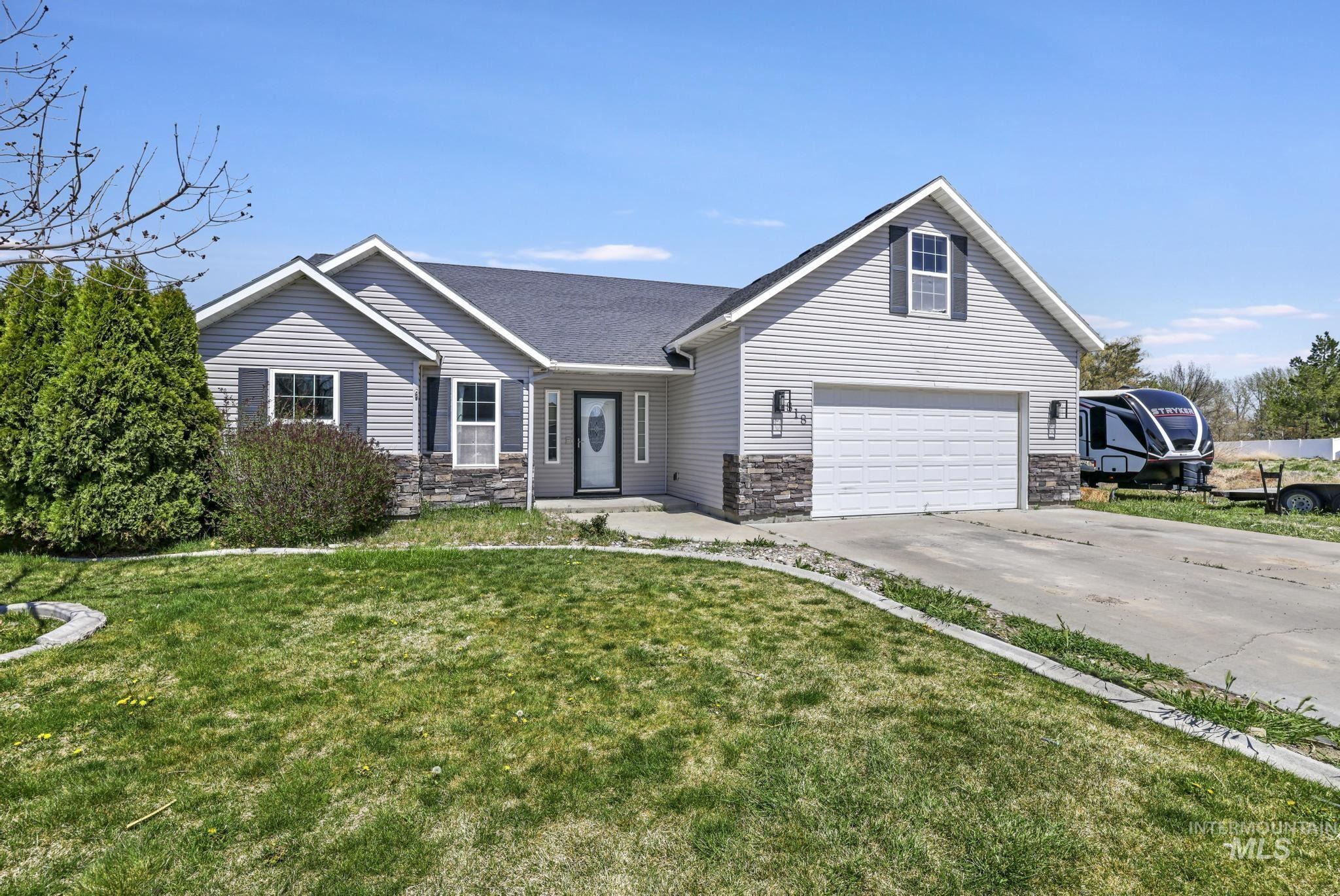 Pine St, Filer, ID 83328