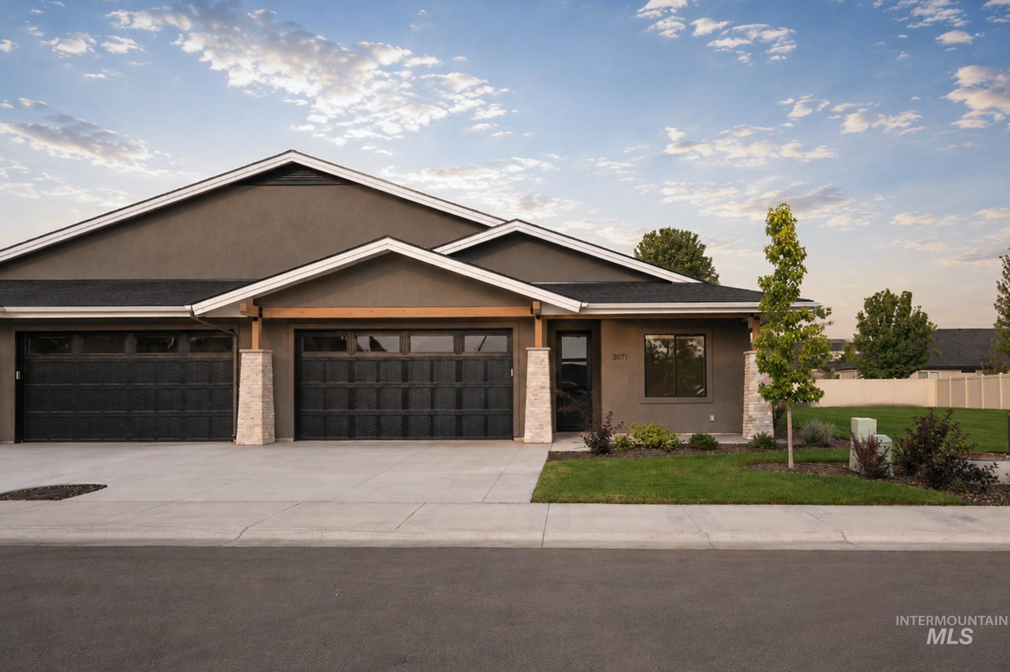 Lapis Ave, Meridian, ID 83646