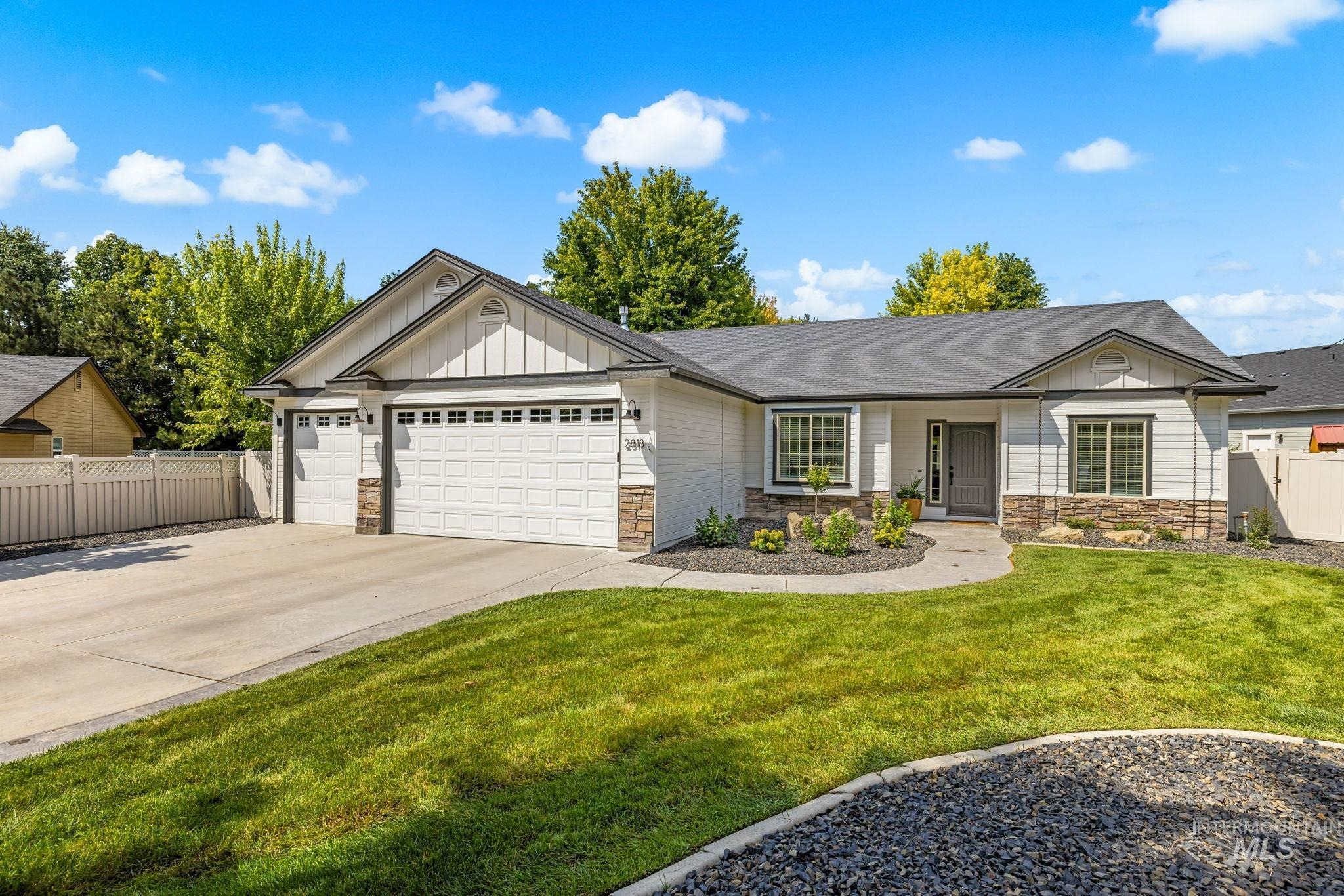 Shadowview St, Eagle, ID 83616