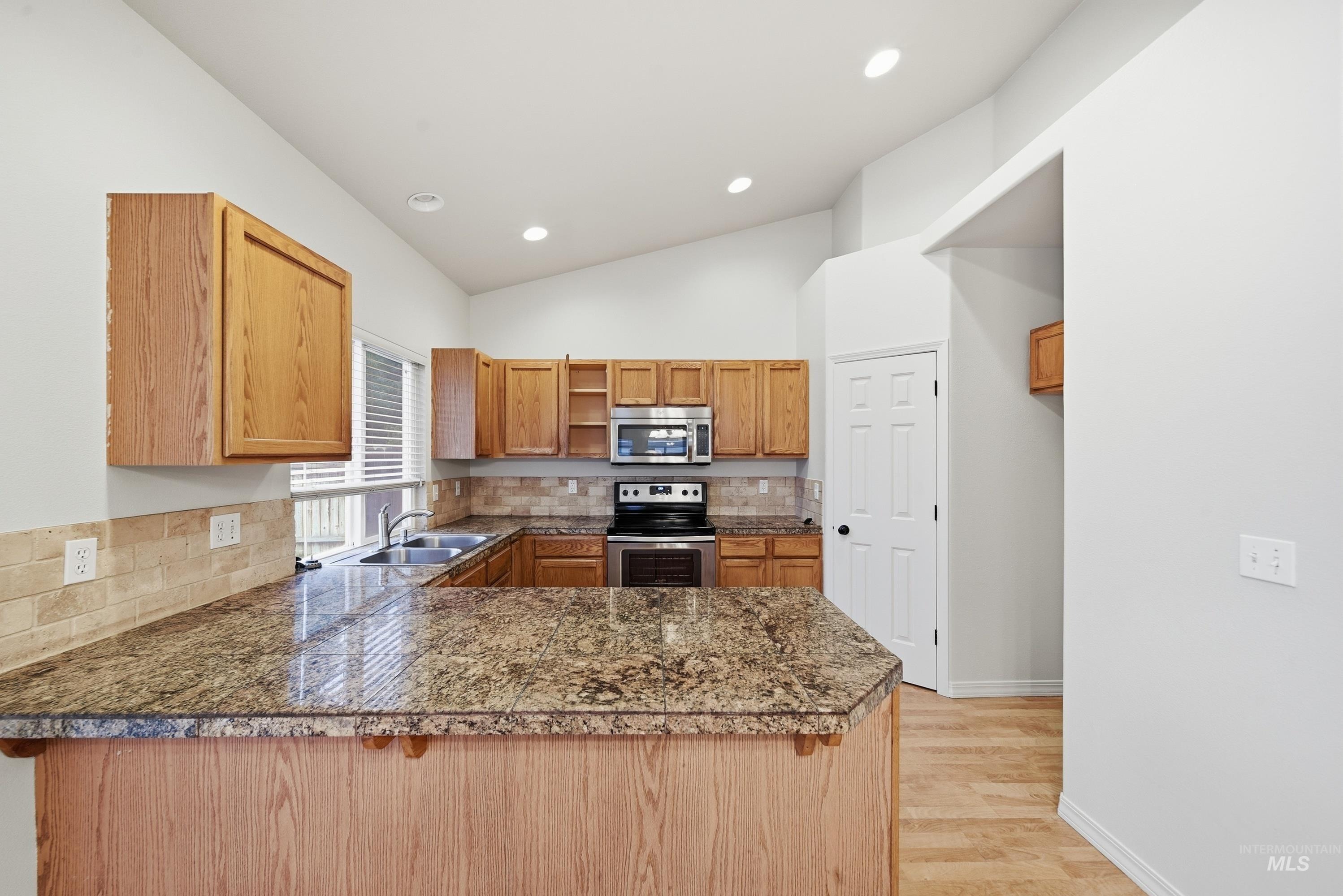 Hawk St, Meridian, ID 83646 #1