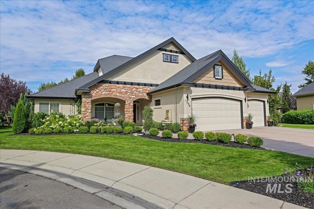 Overlake Ct, Eagle, ID 83616