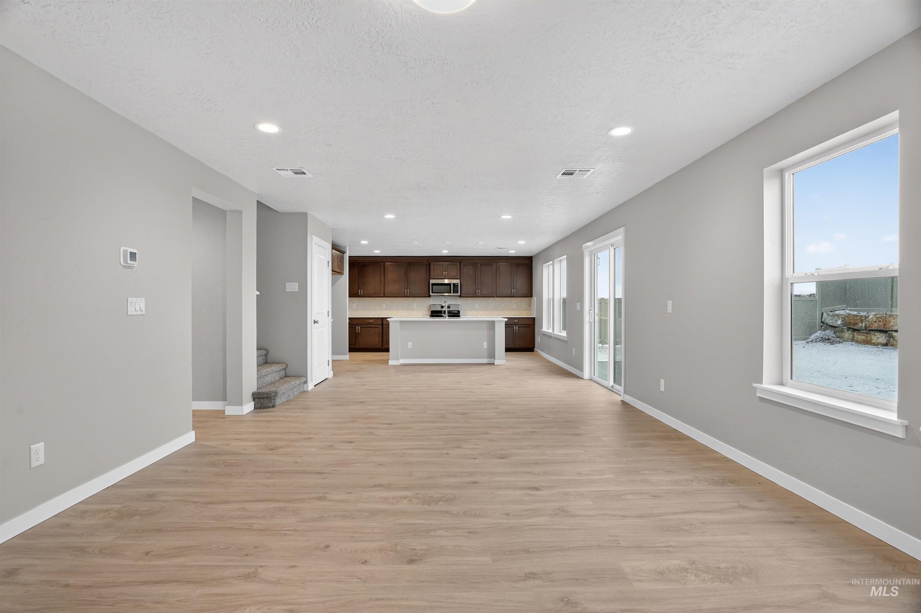 Snowyside Way, Caldwell, ID 83605 #1