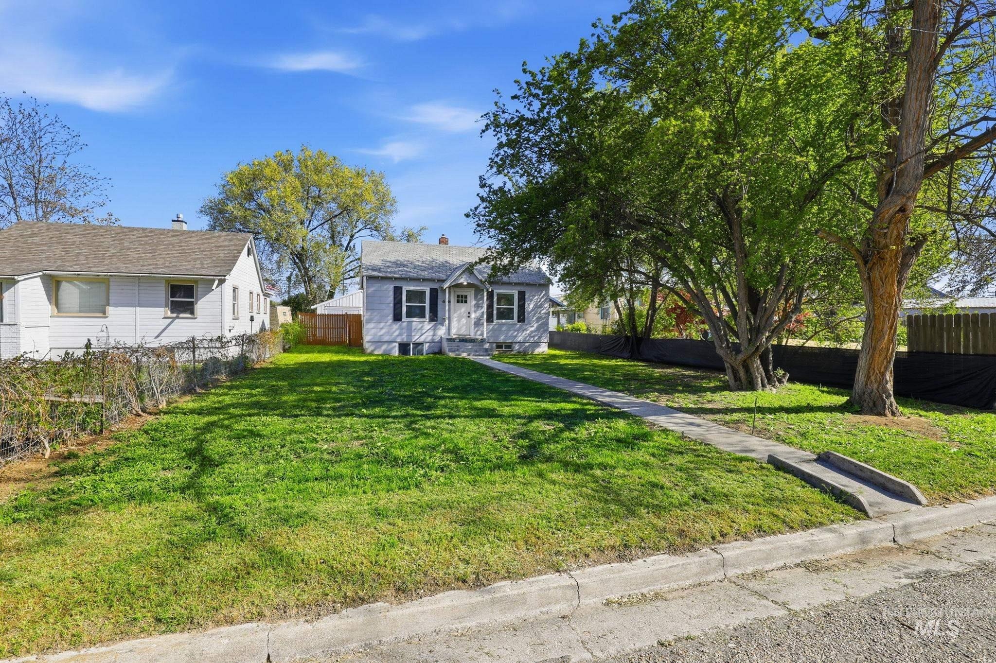 9th Ave, Nampa, ID 83687