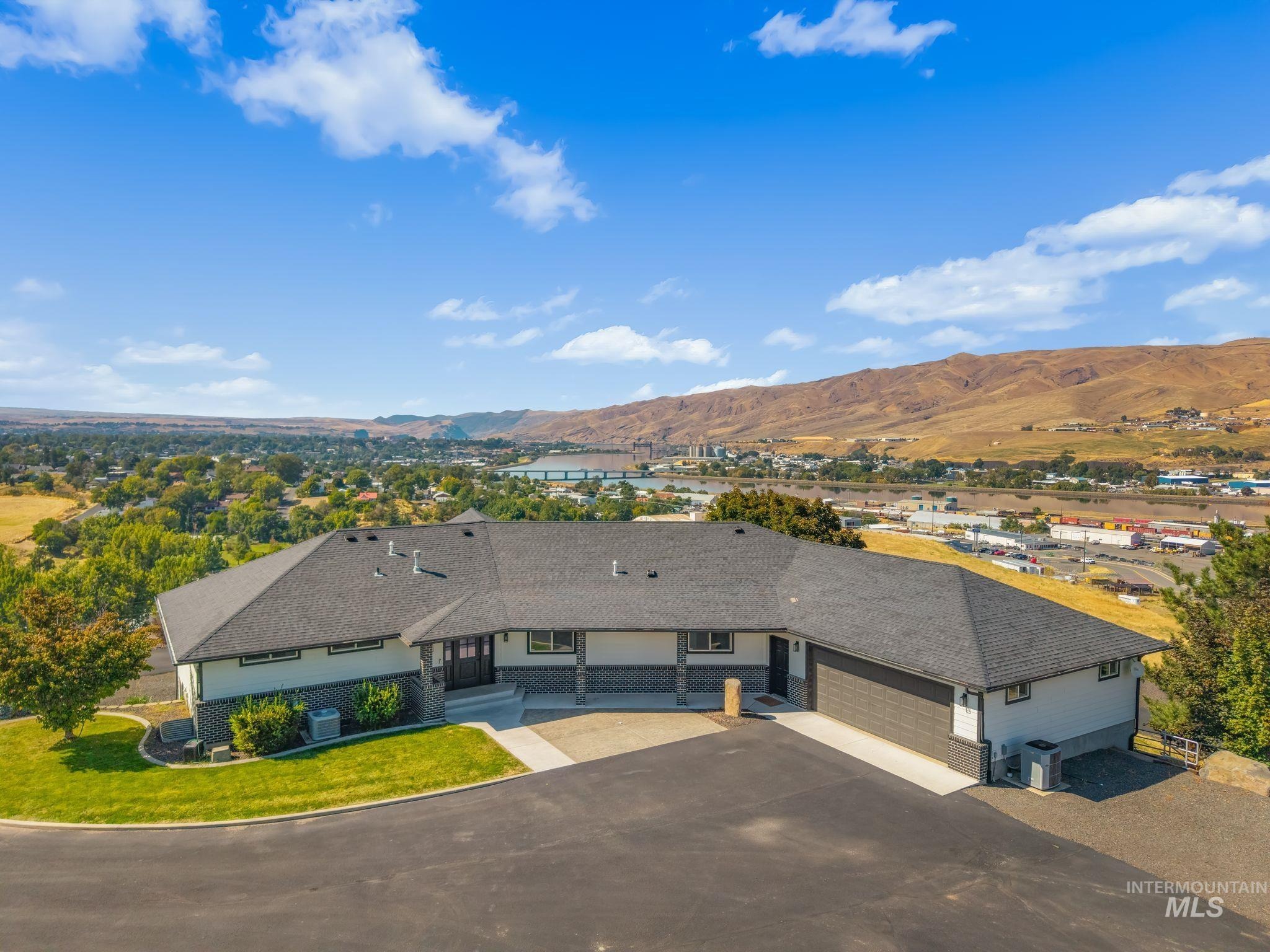 Main St, Lewiston, ID 83501