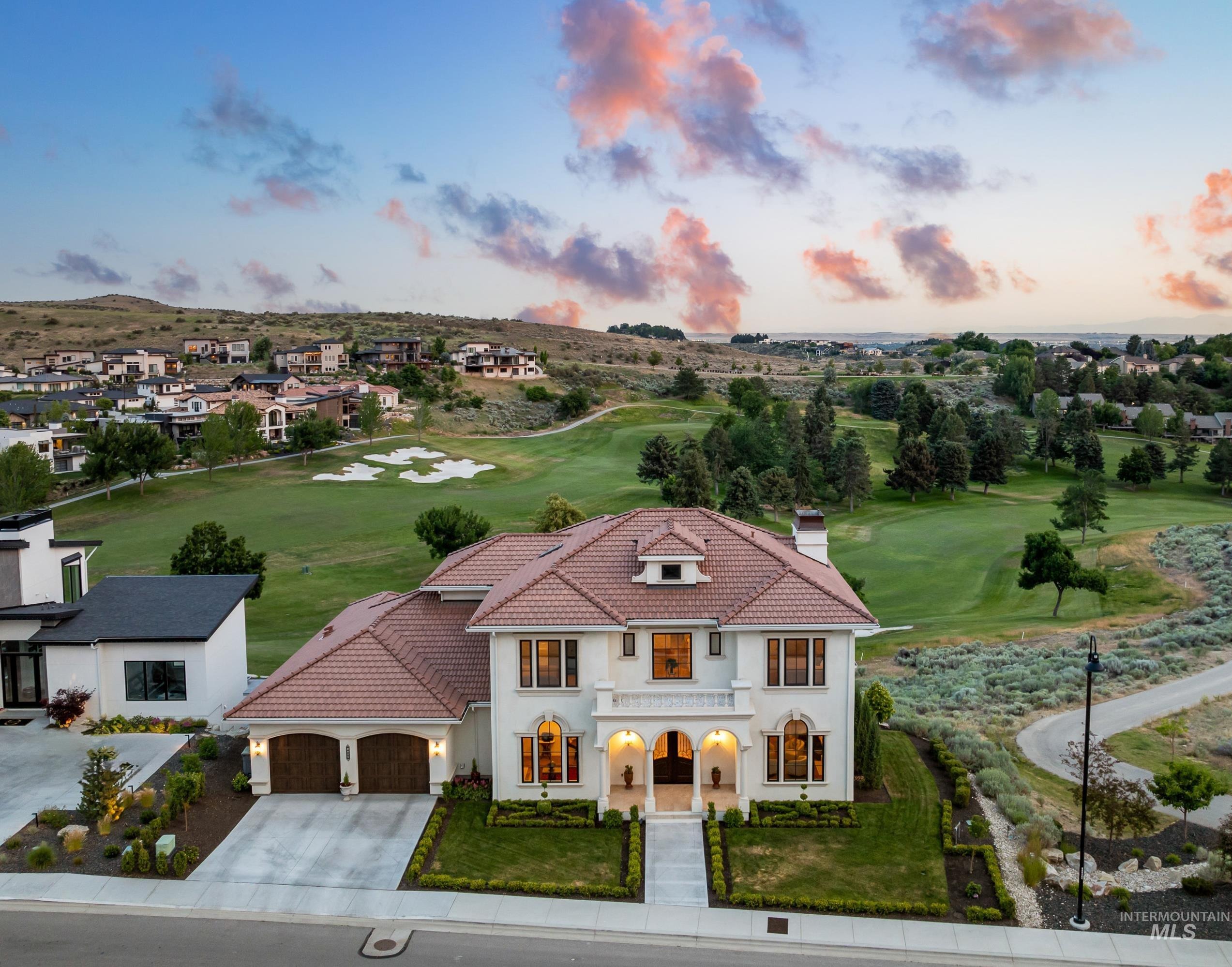 Chardie Rd, Boise, ID 83702