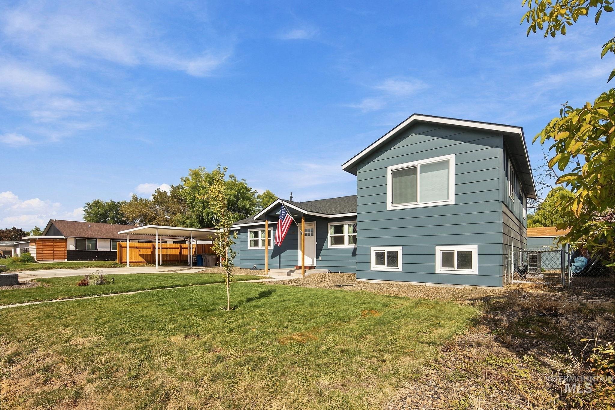 Edna St, Boise, ID 83704