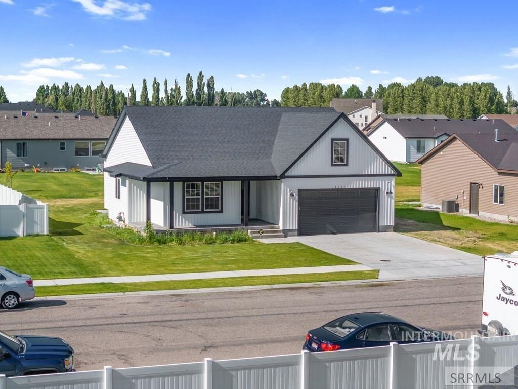 Zona Way, Idaho Falls, ID 83401