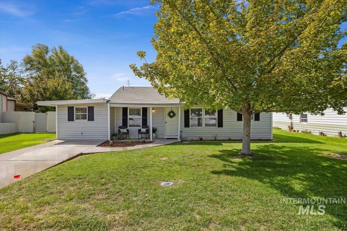 Adams St, Twin Falls, ID 83301