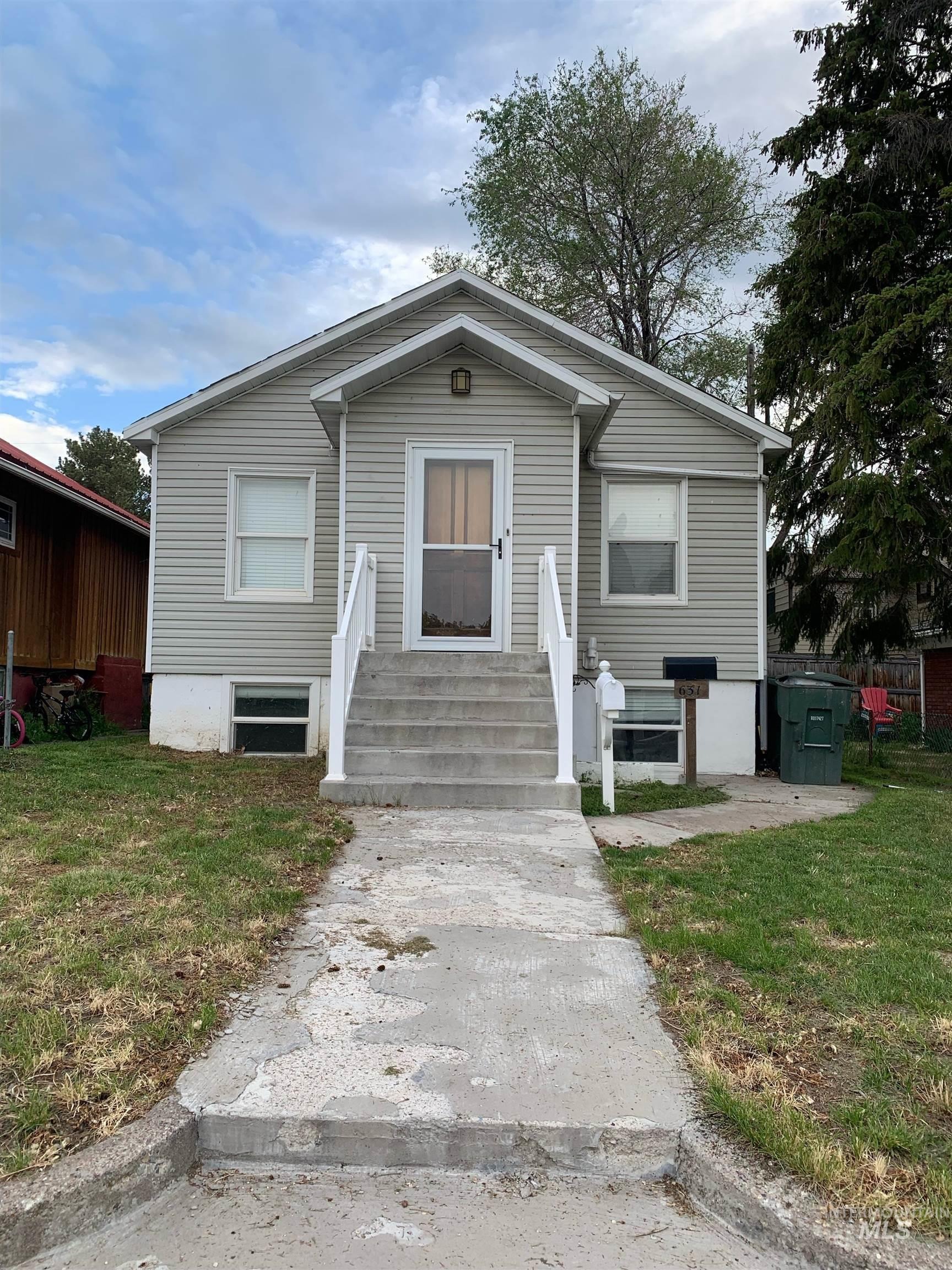 Hayes Ave, Pocatello, ID 83204