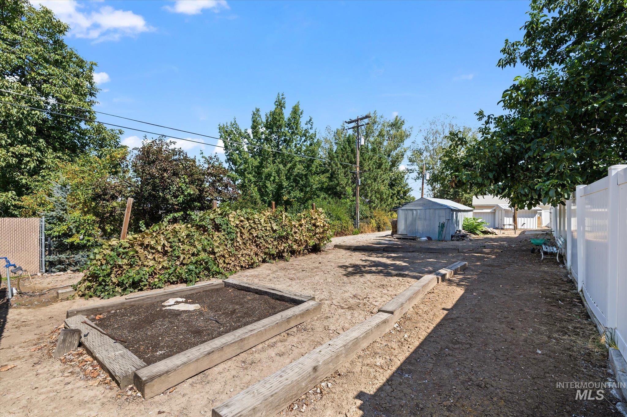 Daniel St, Caldwell, ID 83607 #1