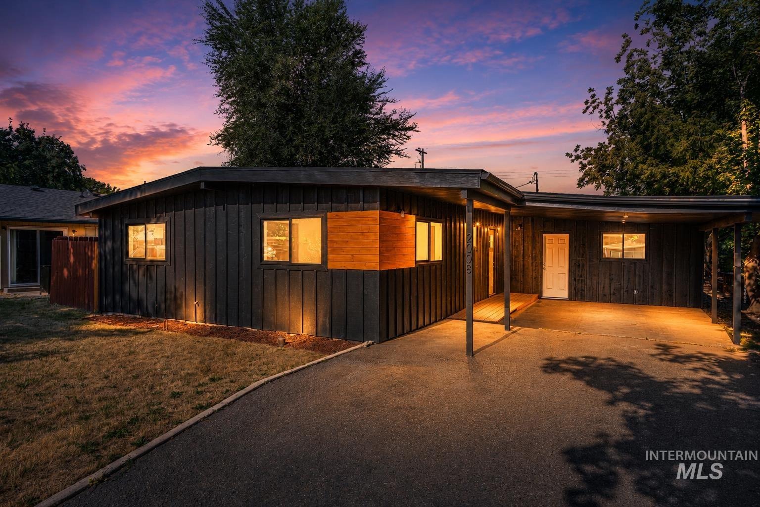 Colorado Ave, Caldwell, ID 83605