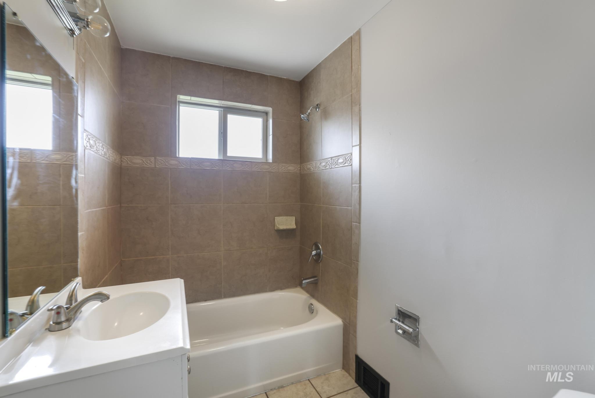 9th , Mountain Home, ID 83647 #1