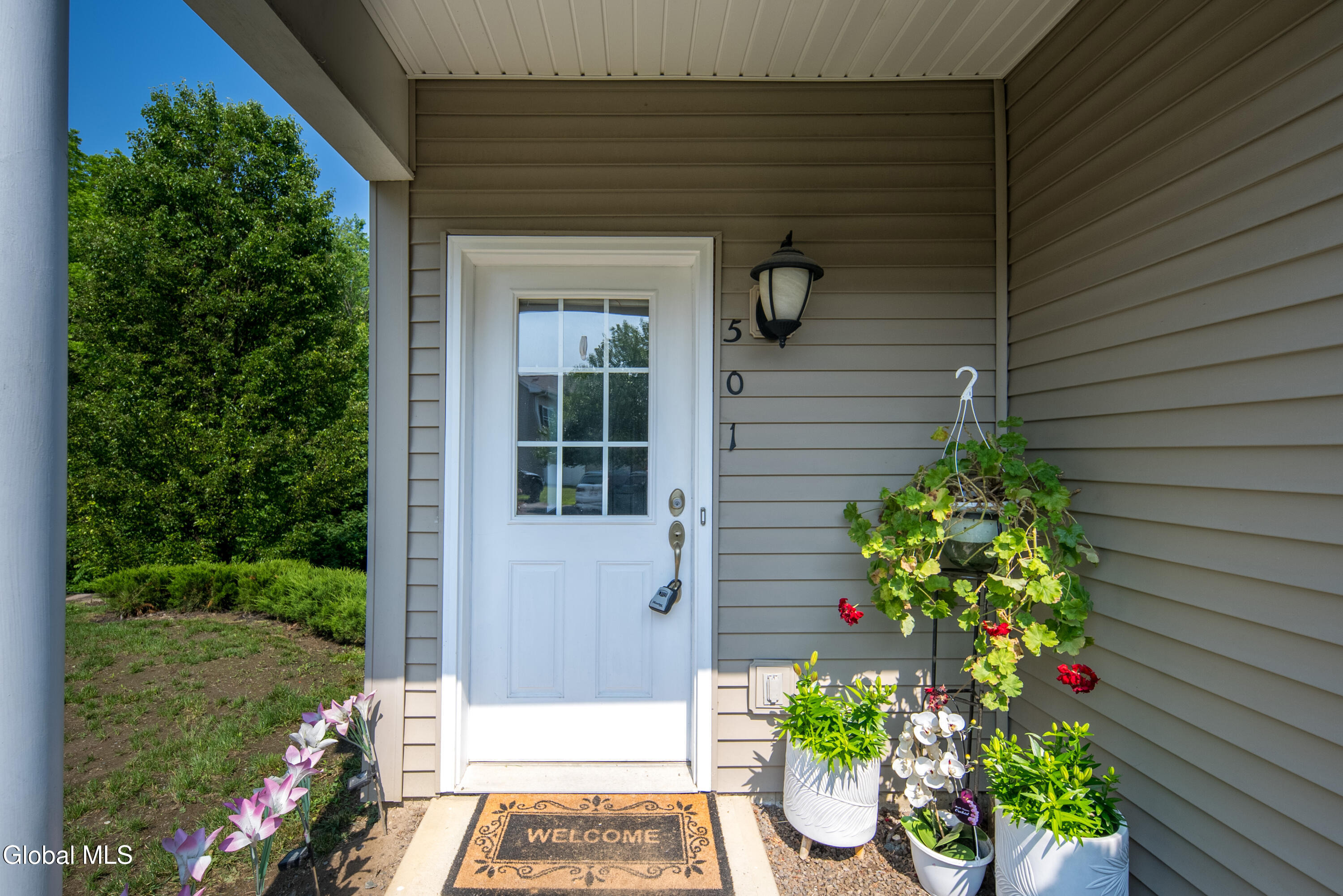 Avalon Pl, Cohoes, NY 12047 #1