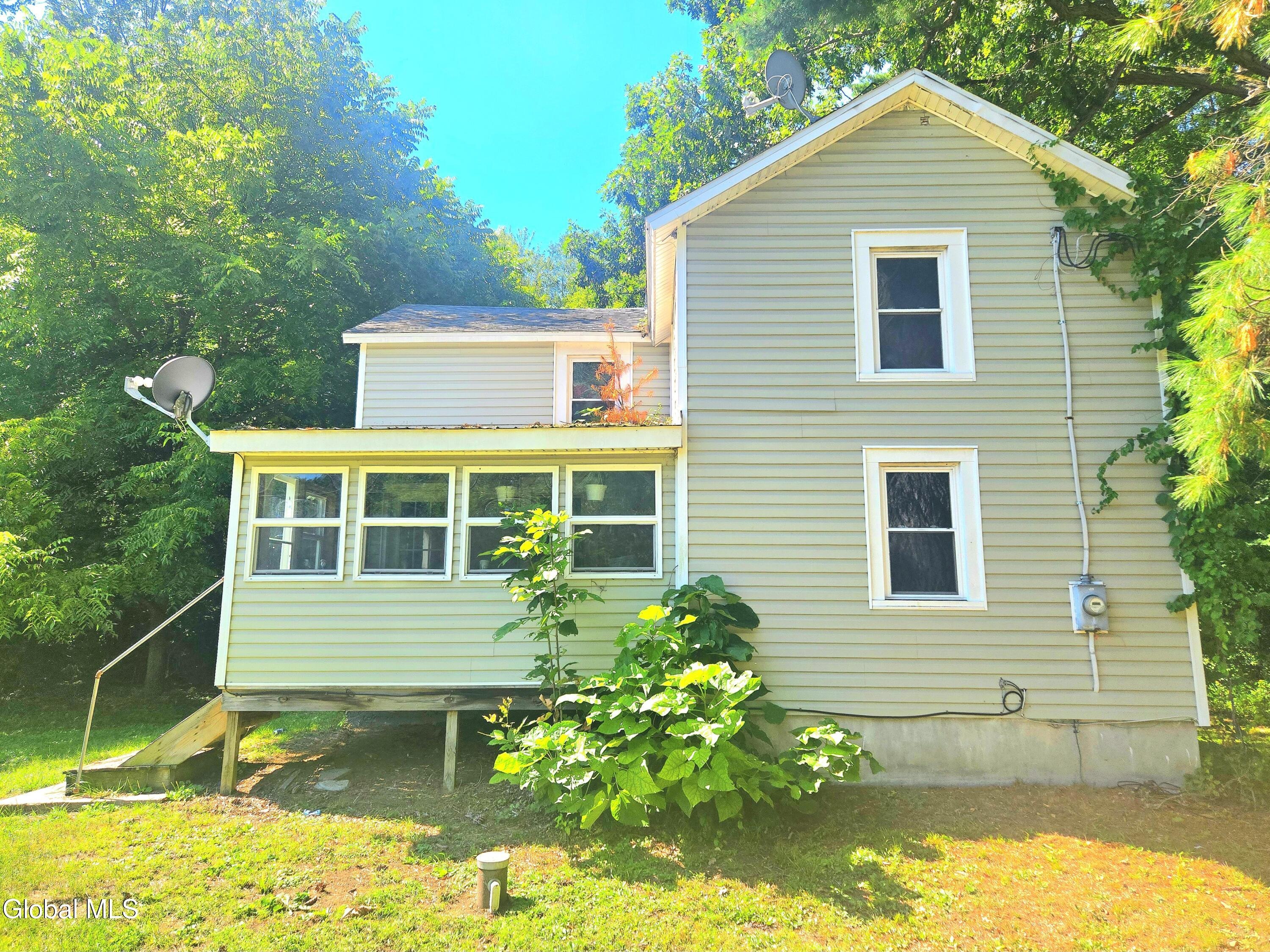 Vaughn Rd, Hudson Falls, NY 12839