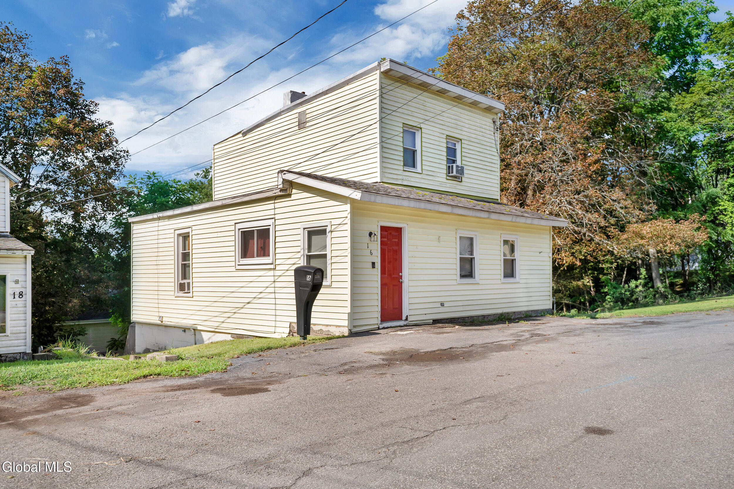 Billings Ave, Troy, NY 12180 #1