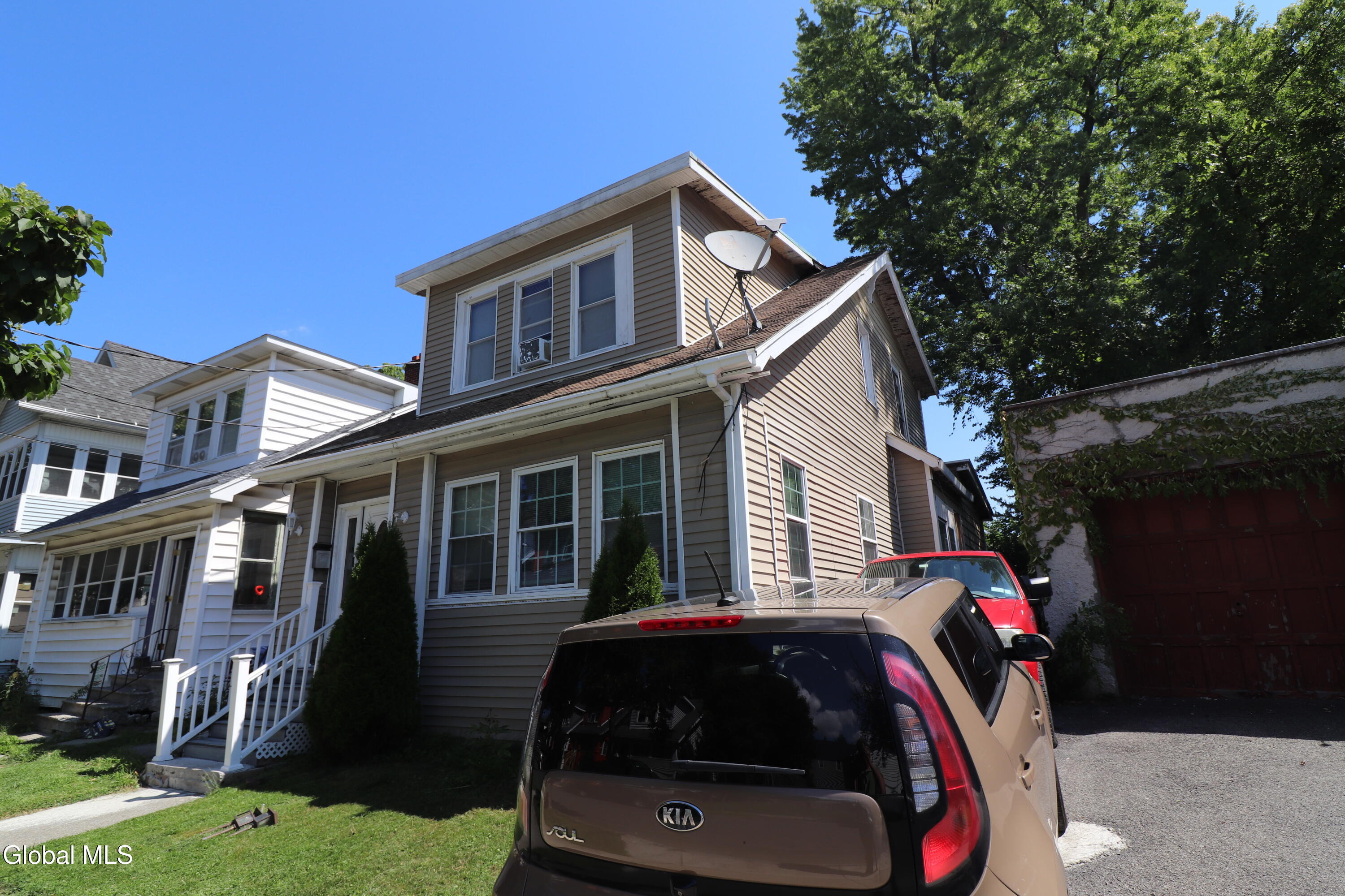 Beekman St, Albany, NY 12209 #1