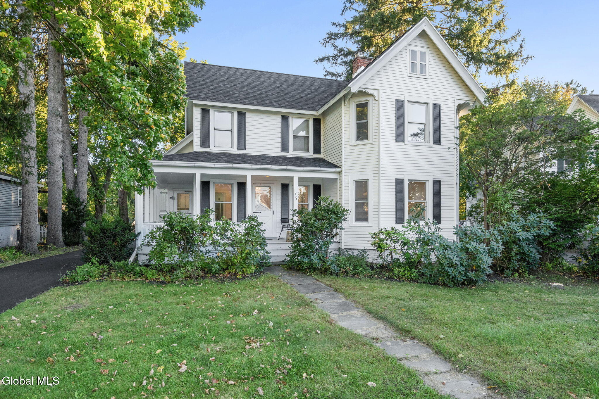 Kenwood Ave, Delmar, NY 12054