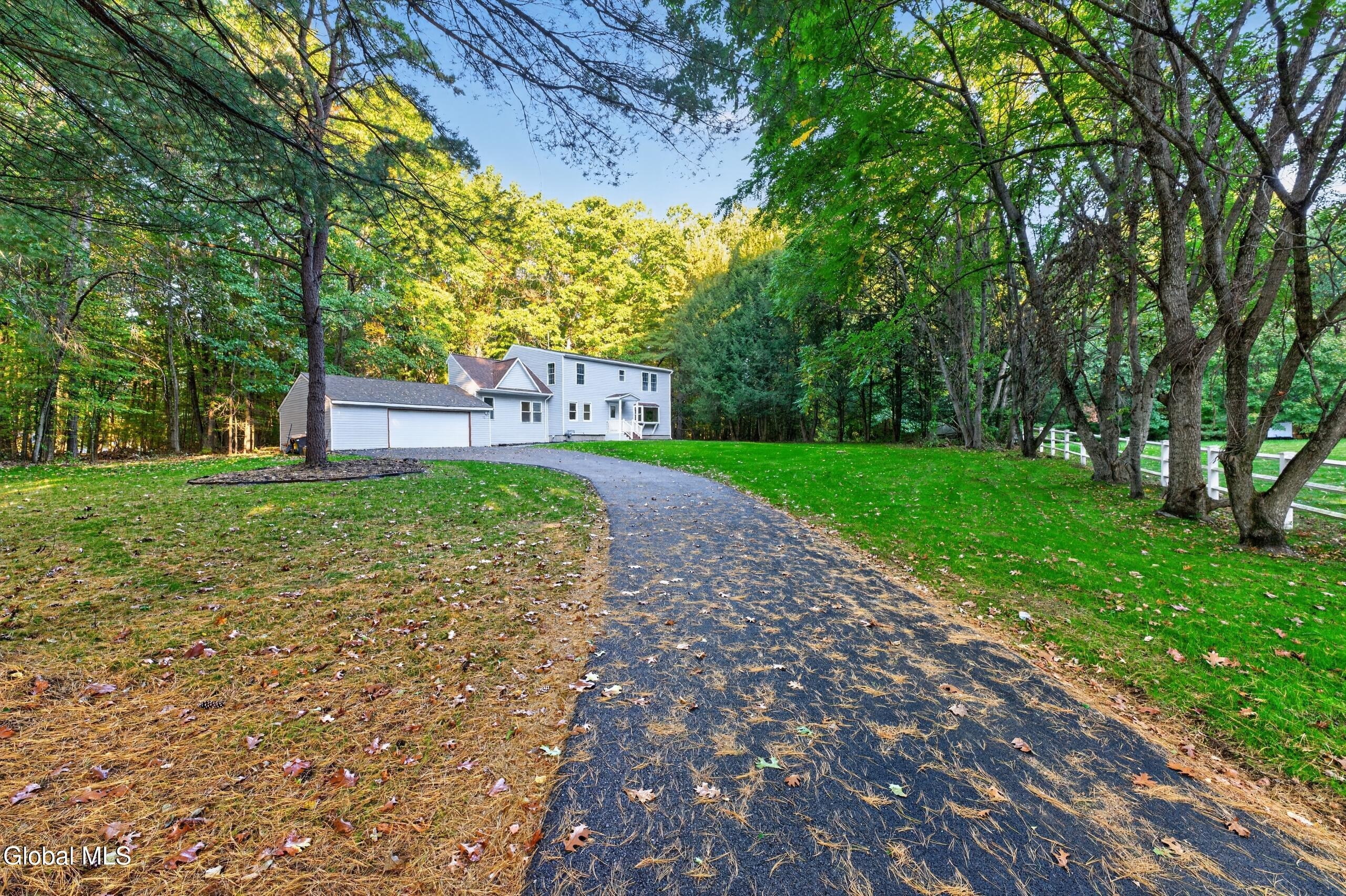 Walsh Ln, Clifton Park, NY 12065