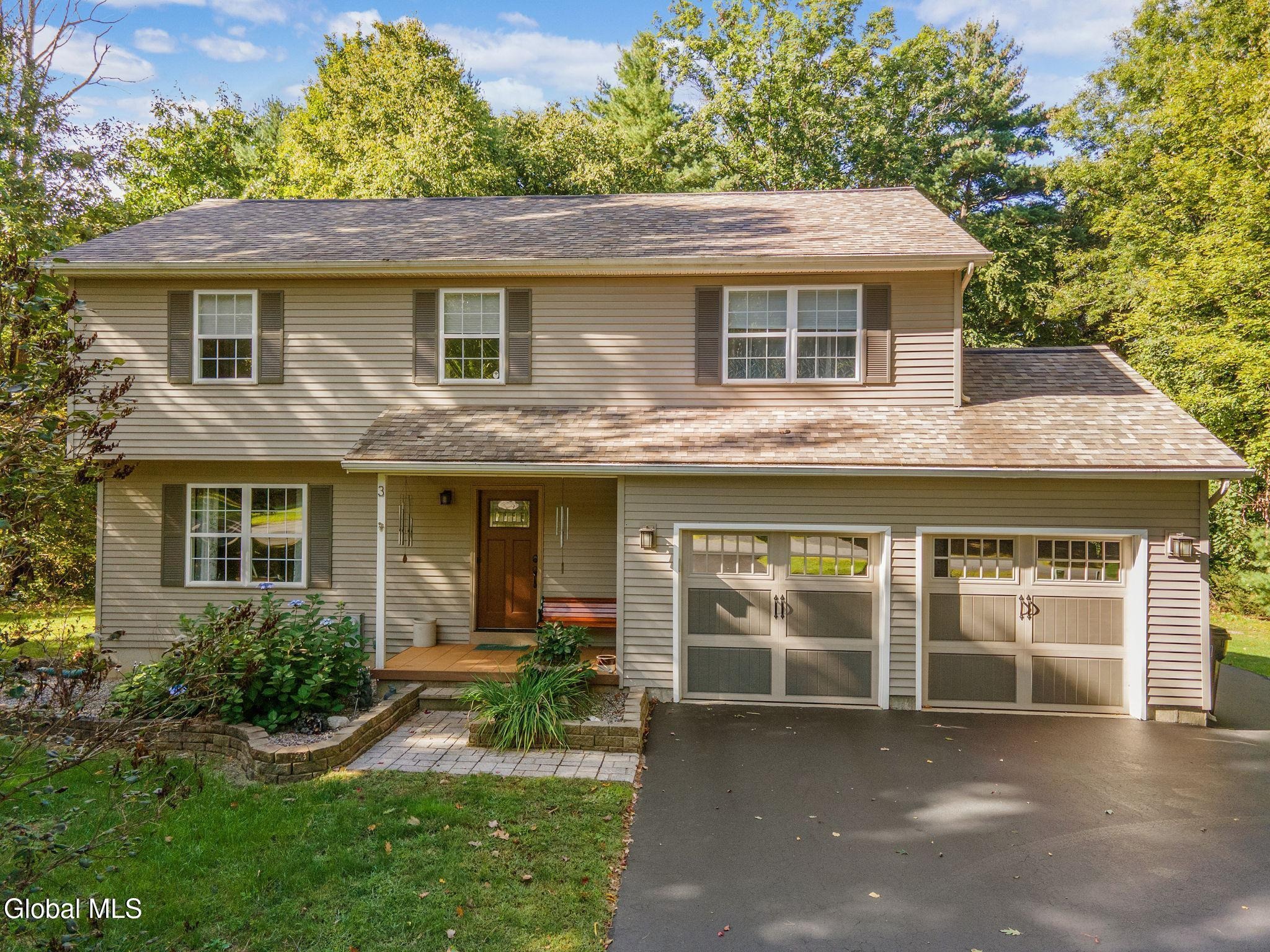 Pineridge Ct, Greenfield Center, NY 12833
