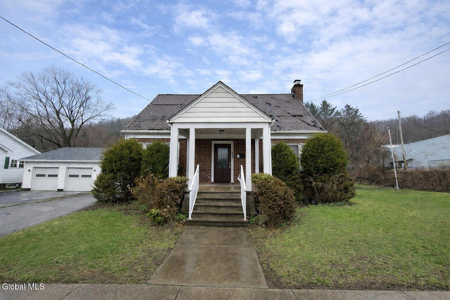 Burwell St, Little Falls, NY 13365