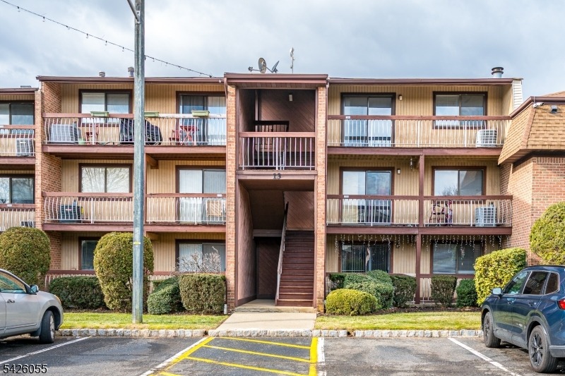 Edison Glen Ter, Edison, NJ 08837