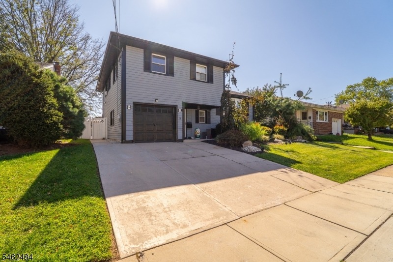 Sumutka Ct, Carteret, NJ 07008 #1