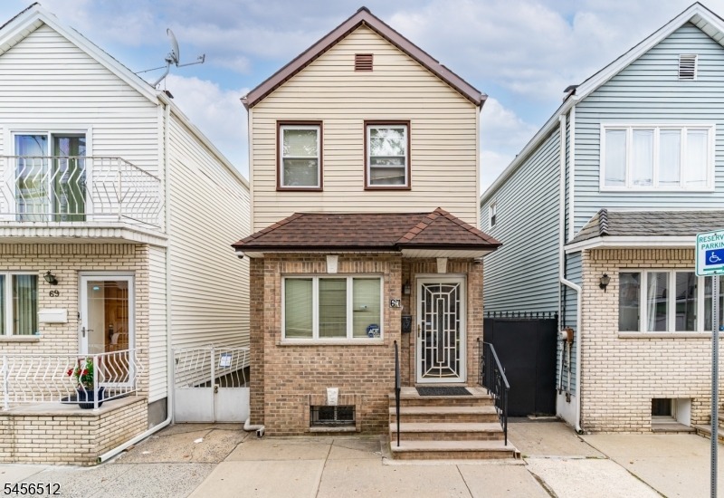 Marne St, Newark, NJ 07105