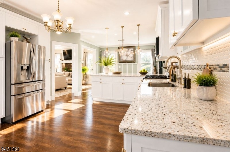 Hollywood Ave, Hillside, NJ 07205
