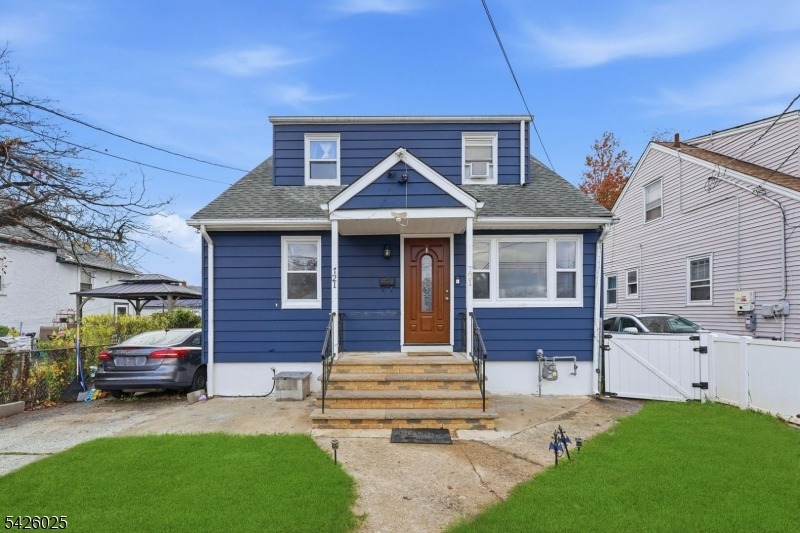 Curtis St, Linden, NJ 07036