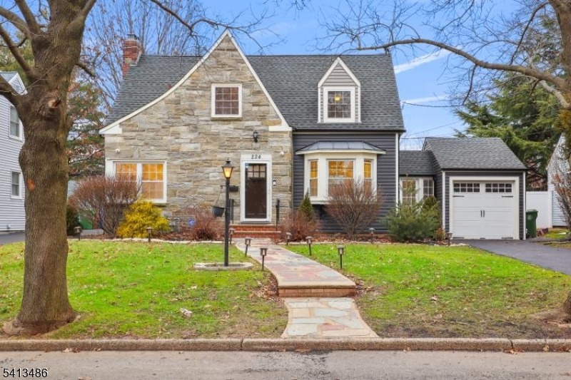 224 SWARTHMORE Rd