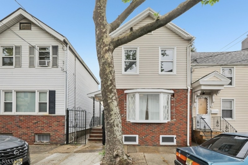 Houston St, Newark, NJ 07105 #1