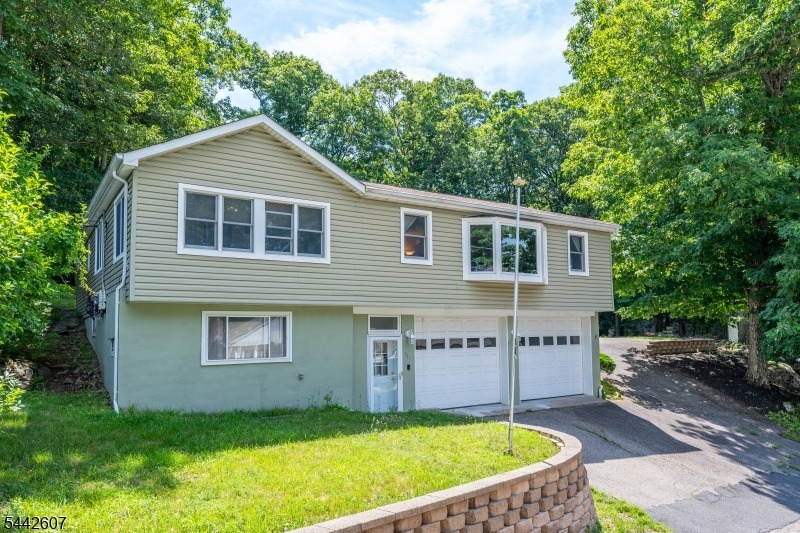 Elmira Trl, Hopatcong, NJ 07843 #1