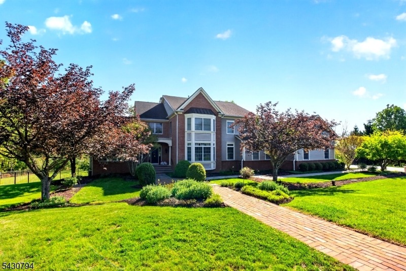 Morningside Ct, Flemington, NJ 08822