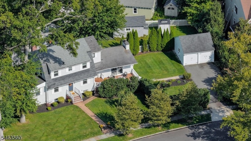 Midwood Pl, Westfield, NJ 07090