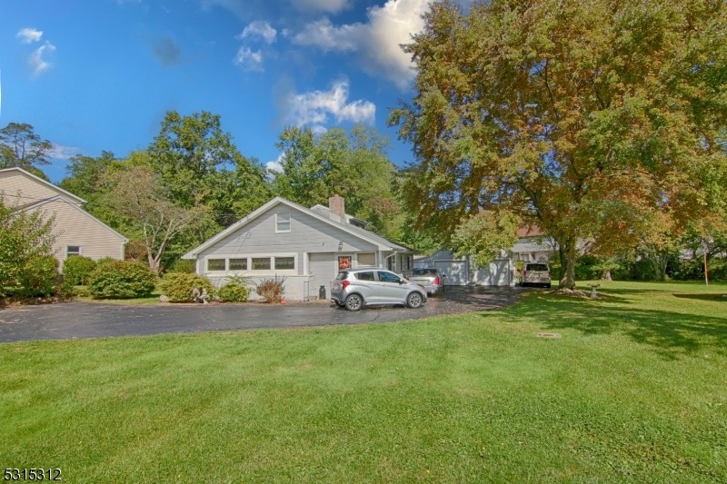 Parsippany Rd, Whippany, NJ 07981