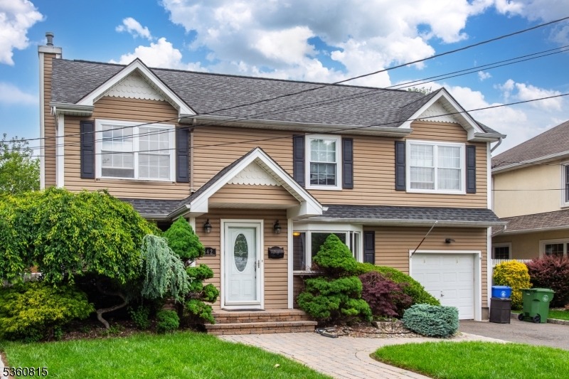 Amherst Rd, Linden, NJ 07036