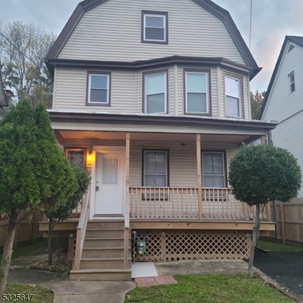 3rd Ave, Roselle, NJ 07203
