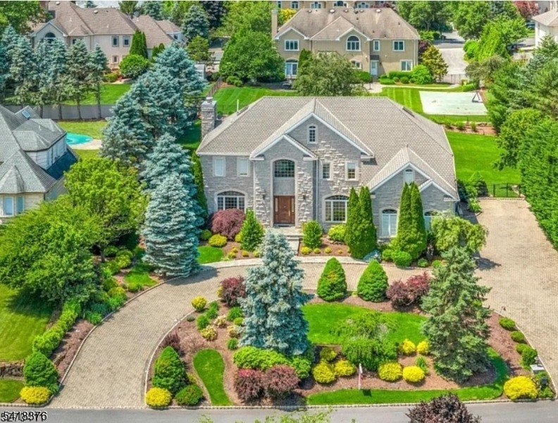 Michelle Way, Pine Brook, NJ 07058