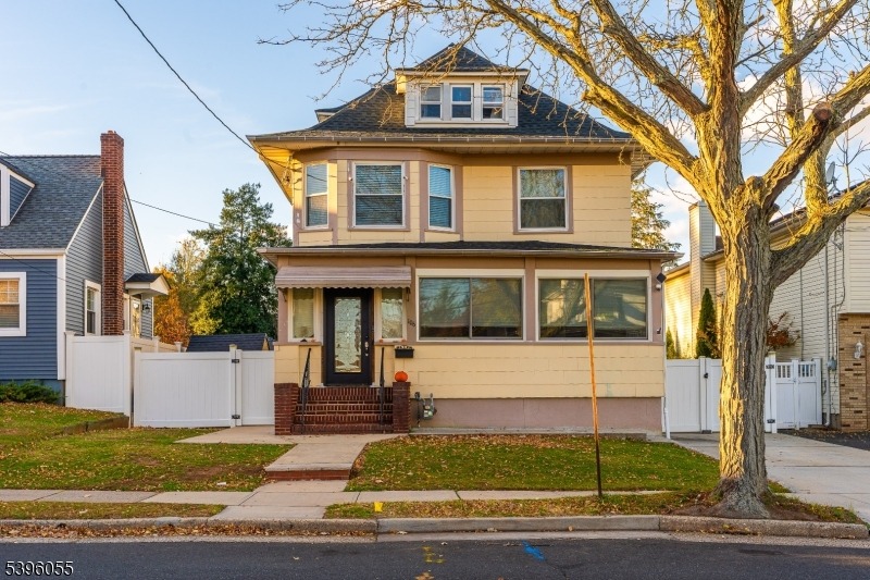 Gibbons St, Linden, NJ 07036