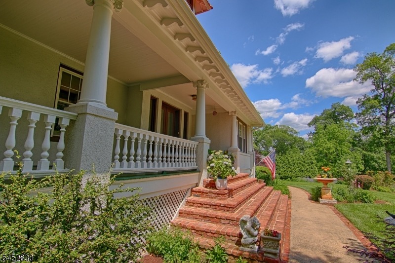 Manor Dr, Basking Ridge, NJ 07920 #1
