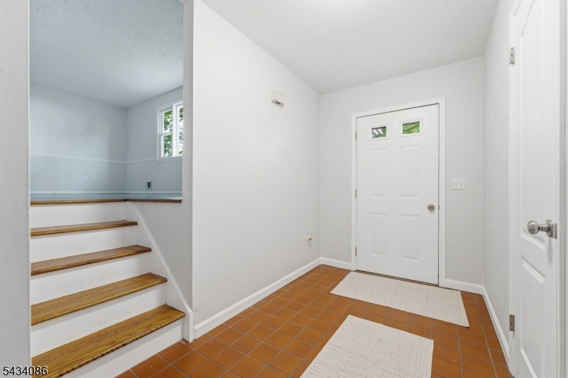 Lynnfield Ter, Phillipsburg, NJ 08865 #1